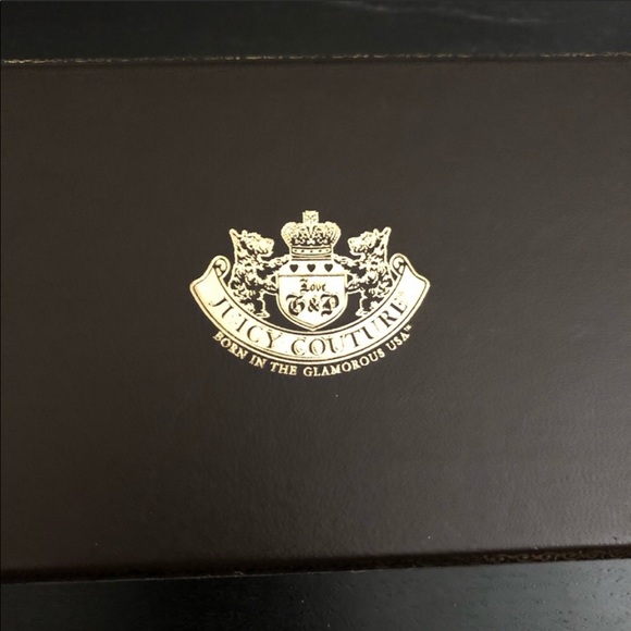 Juicy Couture Lock and Key bracelet - Picture 3 of 3